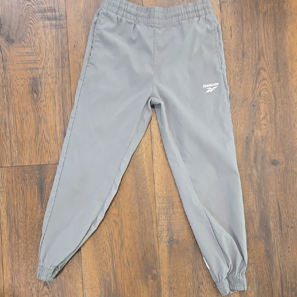Reebok Gray Sweatpants Elastic Waistband Relaxed Fit